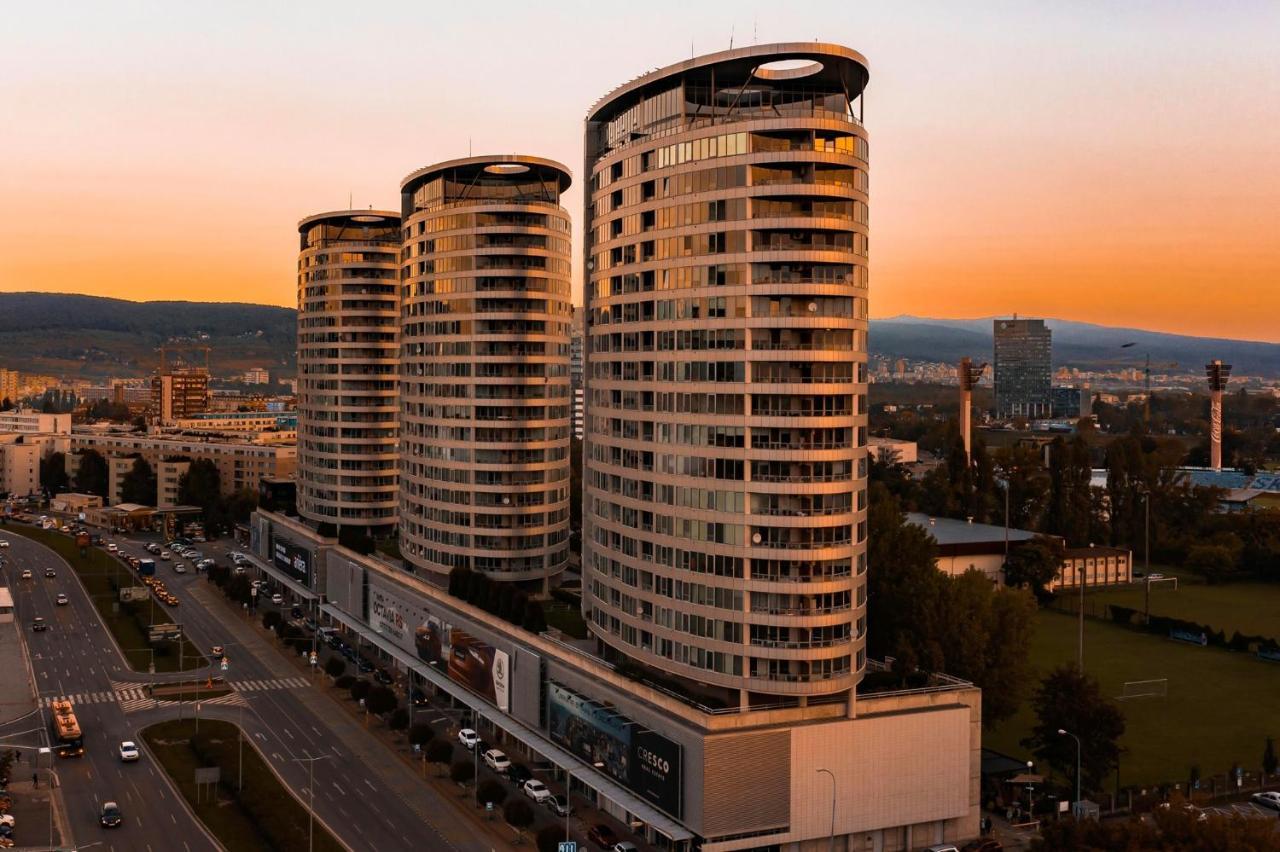 Fantastic View From The 20Th Floor Apartment Bratislava Exterior photo